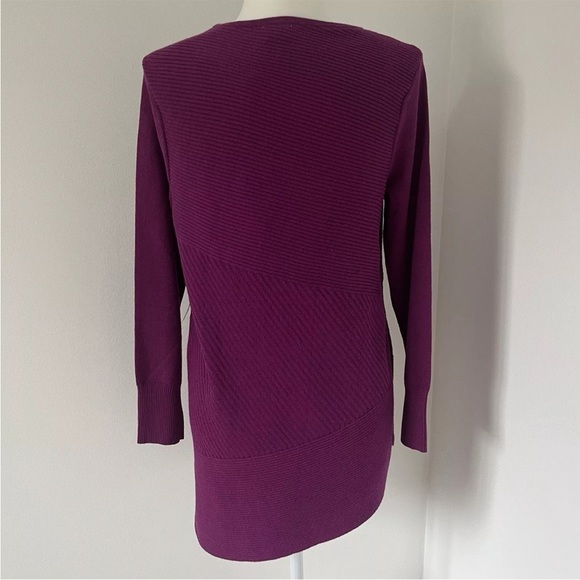 Chico's Sweater Sz 0 Purple Solid Long Sleeve Crew Neck Asymmetrical Casual *L10 - Picture 2 of 3